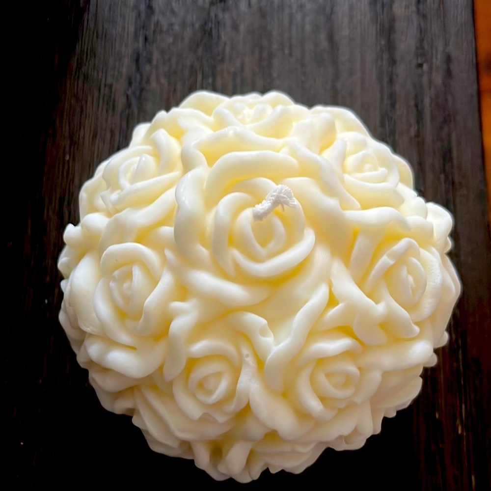 Flower romance candle